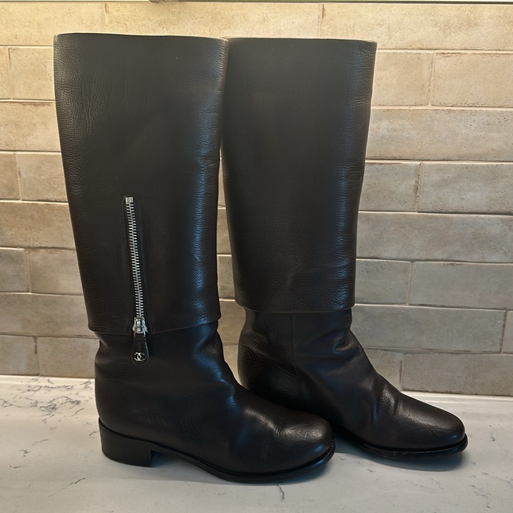 CHANEL Brown Leather Boots